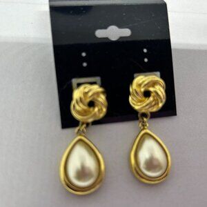 Vintage Estate‎ Jewelry Faux Pearl Drop Earrings w/Gold tone Knots